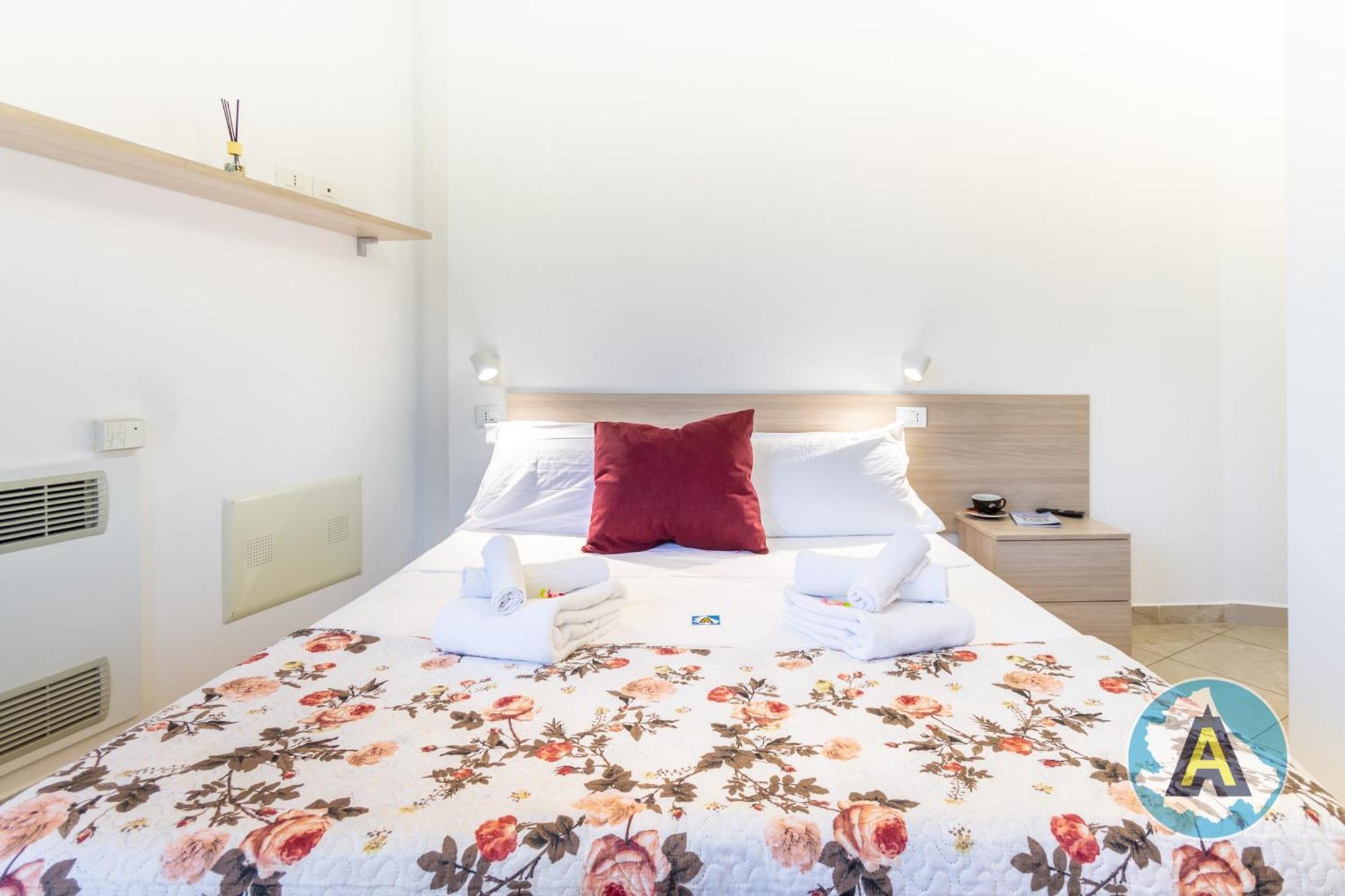 Isola Felice Hotel Silvi Paese ภายนอก รูปภาพ