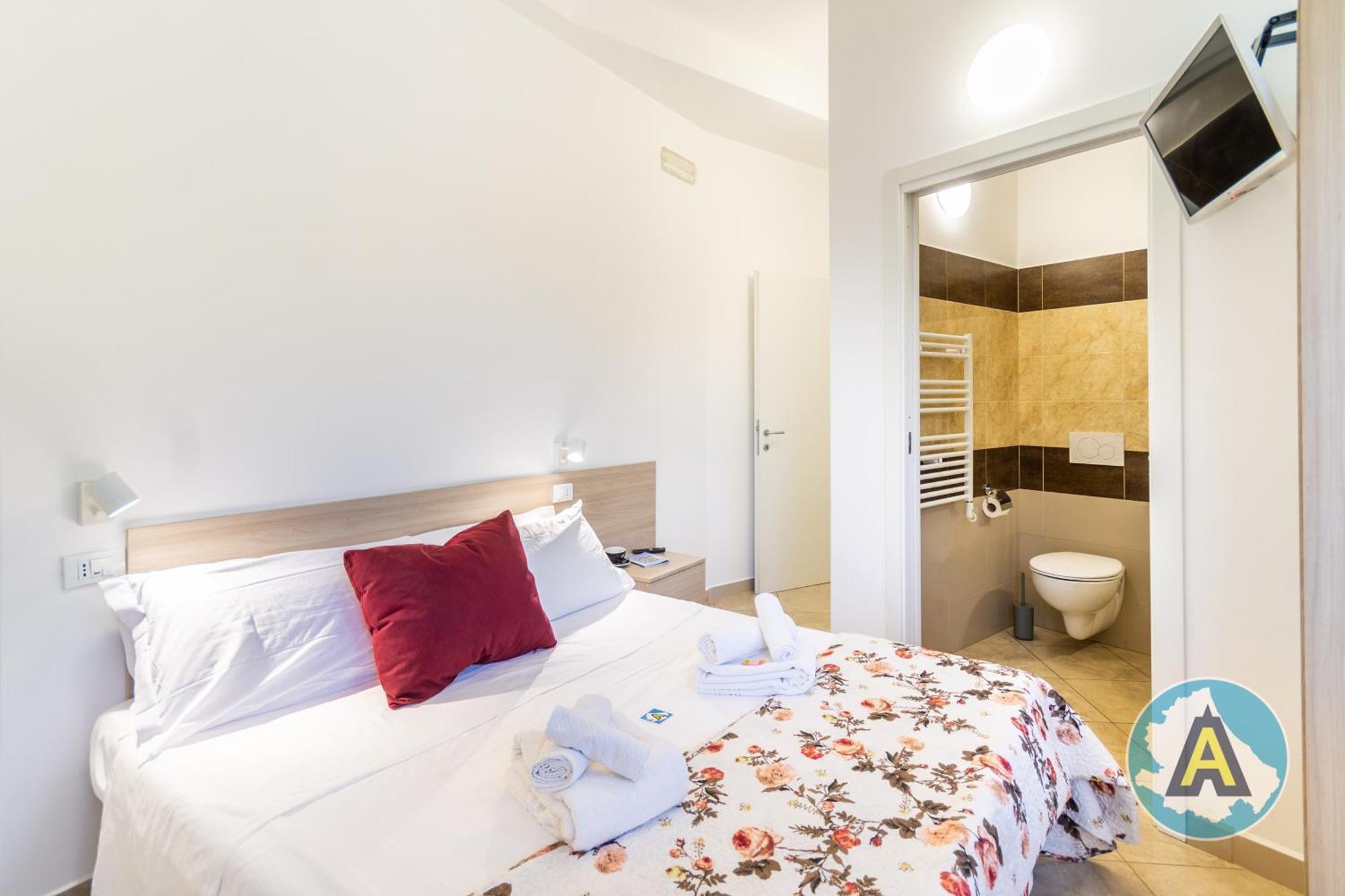 Isola Felice Hotel Silvi Paese ภายนอก รูปภาพ