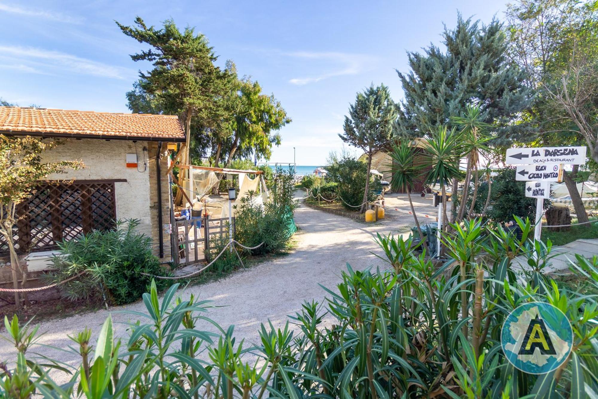 Isola Felice Hotel Silvi Paese ภายนอก รูปภาพ